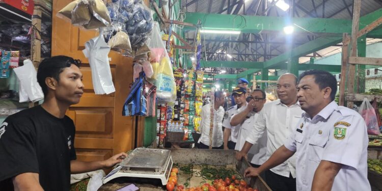 Sidak Pasar Induk, Pemko Sabang Pastikan Stok Pangan Aman