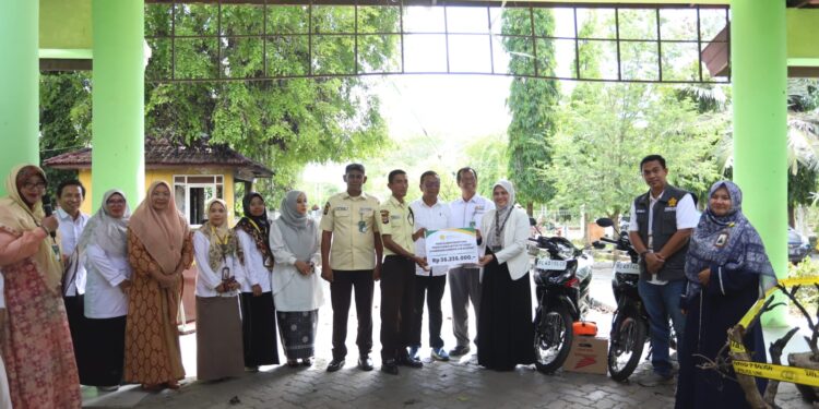 Motor Satpam Terbakar Saat Kericuhan, USK Beri Bantuan Dua Unit Baru