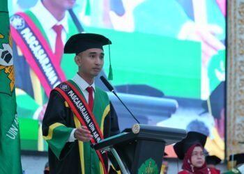 Kisah Aulia Rizki, Anak Desa yang Raih Dua Gelar Magister dan Wakili Ribuan Wisudawan UIN Ar-Raniry
