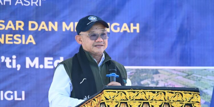 Revitalisasi dan Rehabilitasi Sekolah Bantu Murid dan Guru di Aceh Bangkit Pascabencana