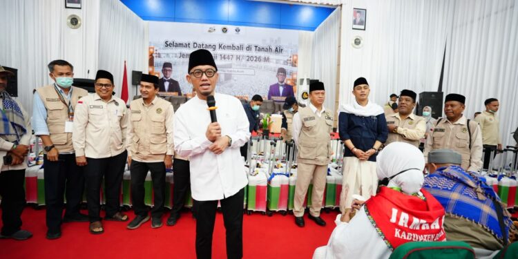 Wamen Haji Sambut Kloter BTJ-14, Penyelenggaraan Haji Aceh 2026 Berakhir Sukses