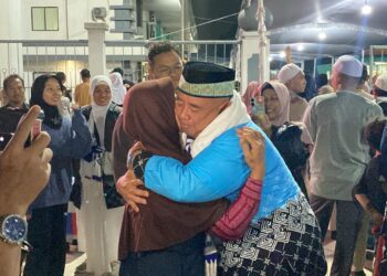 391 Jemaah Haji Kloter JKG-01 Mendarat di Tanah Air, Awali Operasional Debarkasi Jakarta 2026