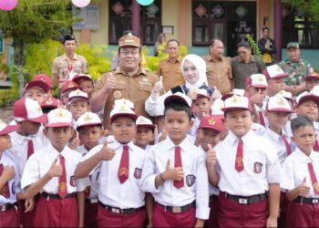 Wali Kota Sabang Imbau Ayah Antar Anak di Hari Pertama Sekolah