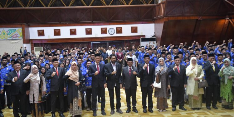 Untuk Pertama Kalinya, 248 Kepala SMA, SMK dan SLB se-Aceh Dilantik Langsung oleh Gubernur Mualem