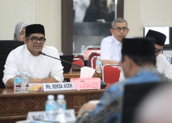 Rapat Bersama Banggar DPRA, Plt Sekda Aceh Ajak Perkuat Sinergi dan Komunikasi