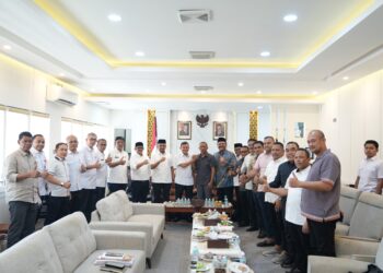 Wagub Aceh dan DPRA Bahas Percepatan Qanun APBA dan Stabilitas Sosial