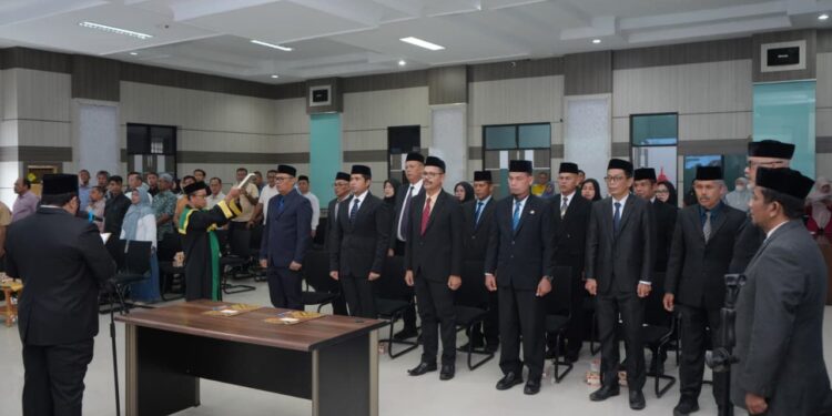 Lantik Pejabat Eselon II, Wali Kota Sabang Tekankan Pentingnya Disiplin 