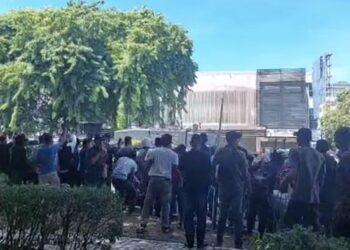 Doa Bersama HDA ke-21 di Masjid Raya Baiturrahman Berakhir Ricuh
