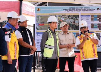Kunjungi Aceh, Wapres Gibran Pantau Pembangunan Jembatan Krueng Tingkeum