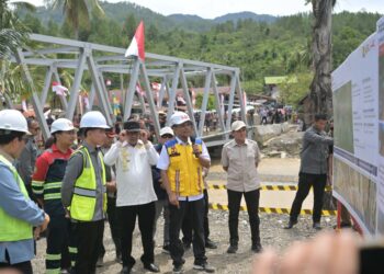 Wagub Aceh Dampingi Wapres Gibran Tinjau Jembatan Lumut dan Kendawi 