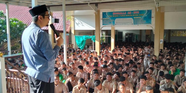Kepala BPSDM Aceh Ajak Siswa SMAN 9 Banda Aceh Bangun Growth Mindset