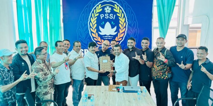 Nazir Adam Kembali Daftar Jadi Calon Ketua Umum PSSI Aceh
