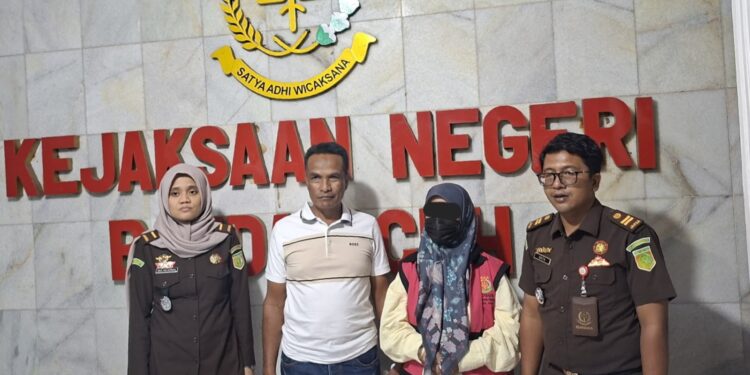 Kejari Banda Aceh Tahan Tersangka Dugaan Korupsi Pengelolaan Beasiswa BPSDM