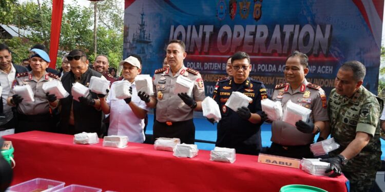 Kapolri Ungkap Kronologi Lab Sabu Internasional di Pidie, Barang Bukti Capai 1,2 Ton